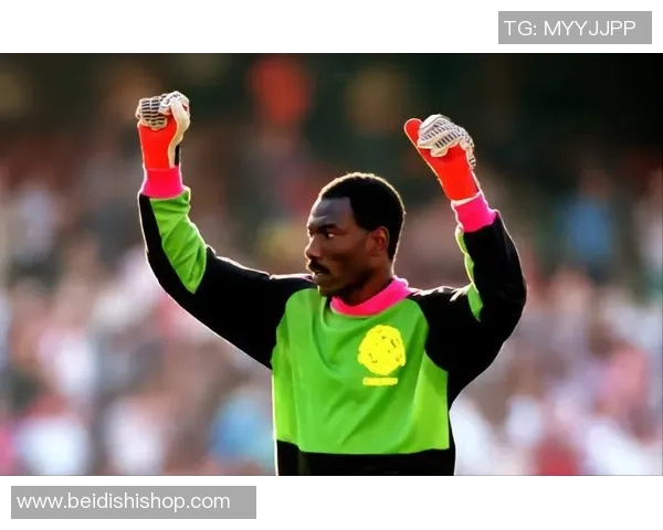 波兰光头足球明星的传奇故事与赛场风采解析